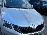 Gebraucht Skoda Octavia Ambition 115 PS (84 kW) 2020 Kombi