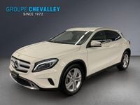 Gebraucht Mercedes GLA200 Urban 136 PS (100 kW) 2015 Weiss SUV