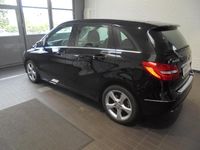 Gebraucht Mercedes B220 184 PS (135 kW) 2014 Van / Kleinbus
