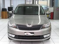 Gebraucht Skoda Rapid Elegance 105 PS (77 kW) 2014 Kleinwagen