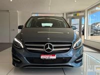 Gebraucht Mercedes B220 AMG line 177 PS (130 kW) 2015 Van / Kleinbus