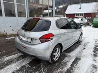 Gebraucht Peugeot 208 Allure 110 PS (80 kW) 2016 Kleinwagen