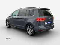Gebraucht VW Touran Highline 150 PS (110 kW) 2024 Oyster silver metallic Van / Kleinbus