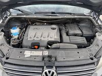 Gebraucht VW Touran Comfortline 140 PS (102 kW) 2012 Van / Kleinbus