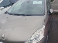 Gebraucht Peugeot 208 Access 82 PS (60 kW) 2014 Kleinwagen