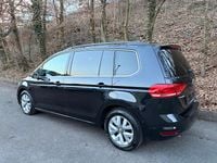 Gebraucht VW Touran Comfortline 150 PS (110 kW) 2017 Van / Kleinbus