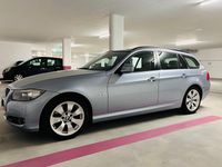 Gebraucht BMW 330 245 PS (180 kW) 2011 Kombi