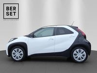 Gebraucht Toyota Aygo X Trend 72 PS (52 kW) 2023 Weiss SUV