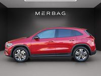 Neu Mercedes GLA200 Night 163 PS (119 kW) 2025 Rot SUV