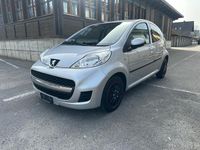 Gebraucht Peugeot 107 68 PS (50 kW) 2010 Kleinwagen
