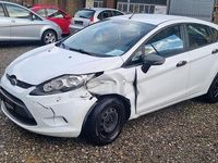 Gebraucht Ford Fiesta Ambiente 60 PS (44 kW) 2010 Kleinwagen