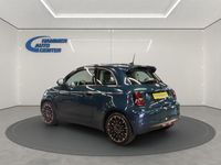 Gebraucht Fiat 500e La Prima 86 kW (118 PS) 2020 Blau Limousine