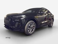 Neu Audi Q6 Sportback e-tron Comfort 285 kW (388 PS) 2026 Mythosschwarz metallic SUV