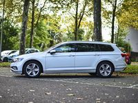 Gebraucht VW Passat Elegance 200 PS (147 kW) 2023 Kombi