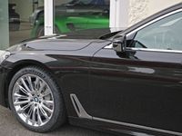 gebraucht BMW 750 i Steptronic