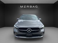 Neu Mercedes B200 163 PS (119 kW) 2025 Grau Van / Kleinbus