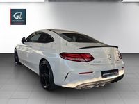 Gebraucht Mercedes C200 AMG line Plus 184 PS (135 kW) 2022 Weiss Coupé