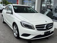 Gebraucht Mercedes A200 Urban 136 PS (100 kW) 2014 Weiss Limousine
