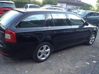 Gebraucht Skoda Octavia Ambiente 140 PS (102 kW) 2011 Kombi