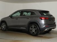 gebraucht Mercedes GLA200 d Progressive 8G-DCT