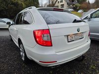 Gebraucht Skoda Superb 140 PS (102 kW) 2011 Kombi