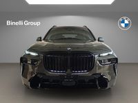 Neu BMW X7 M Sport 351 PS (258 kW) 2025 Grün SUV