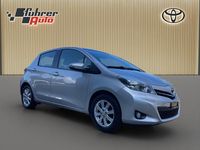 Gebraucht Toyota Yaris Sol 99 PS (72 kW) 2011 Silber Limousine