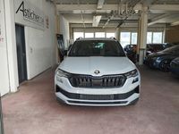 Neu Skoda Karoq SportLine 190 PS (139 kW) 2025 Grau SUV
