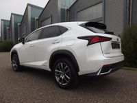 Gebraucht Lexus NX300h E-FOUR 197 PS (144 kW) 2018 SUV