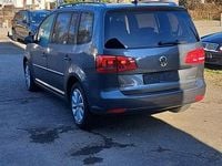 Gebraucht VW Touran Comfortline 140 PS (102 kW) 2013 Van / Kleinbus