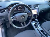 gebraucht Skoda Octavia Combi 2.0 TDI Ambition DSG