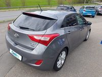 gebraucht Hyundai i30 1.6 CRDi exxtra Plus