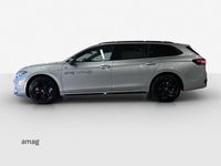 Gebraucht VW Passat R-line 272 PS (200 kW) 2024 Kombi