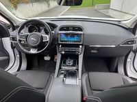 Gebraucht Jaguar F-Pace R-Sport 180 PS (132 kW) 2019 SUV