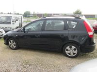 Gebraucht Hyundai i30 Style 115 PS (84 kW) 2011 Kombi