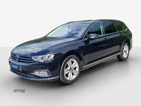 Gebraucht VW Passat Elegance 200 PS (147 kW) 2024 Deepblack perleffekt Kombi