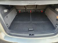 Gebraucht VW Touran Comfortline 140 PS (102 kW) 2011 Van / Kleinbus