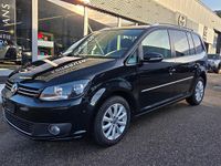 Gebraucht VW Touran Highline 140 PS (102 kW) 2015 Schwarz Van / Kleinbus