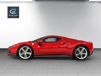 Gebraucht Ferrari 296 663 PS (487 kW) 2024 Rot Cabrio