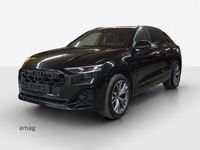 Gebraucht Audi Q8 Ambiente 394 PS (289 kW) 2024 Mythosschwarz metallic SUV