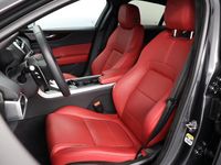 Gebraucht Jaguar XE 300 PS (220 kW) 2025 Grau Limousine