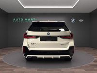 Neu BMW iX1 M Sport 225 kW (306 PS) 2025 "alpinweiss" mét. SUV