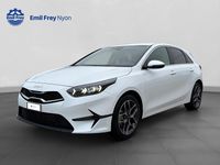 Neu Kia Ceed 140 PS (102 kW) 2025 Weiss Kleinwagen