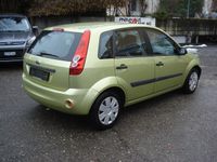 Gebraucht Ford Fiesta Trend 80 PS (58 kW) 2006 Kleinwagen