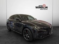 Neu Alfa Romeo Stelvio Veloce 280 PS (205 kW) 2025 Schwarz SUV