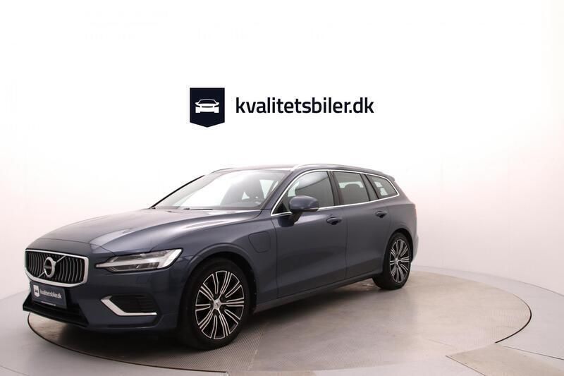 Lysblå Brugt 2022 Volvo V60 Inscription Stationcar | 284.900 kr. - Billede 1/4