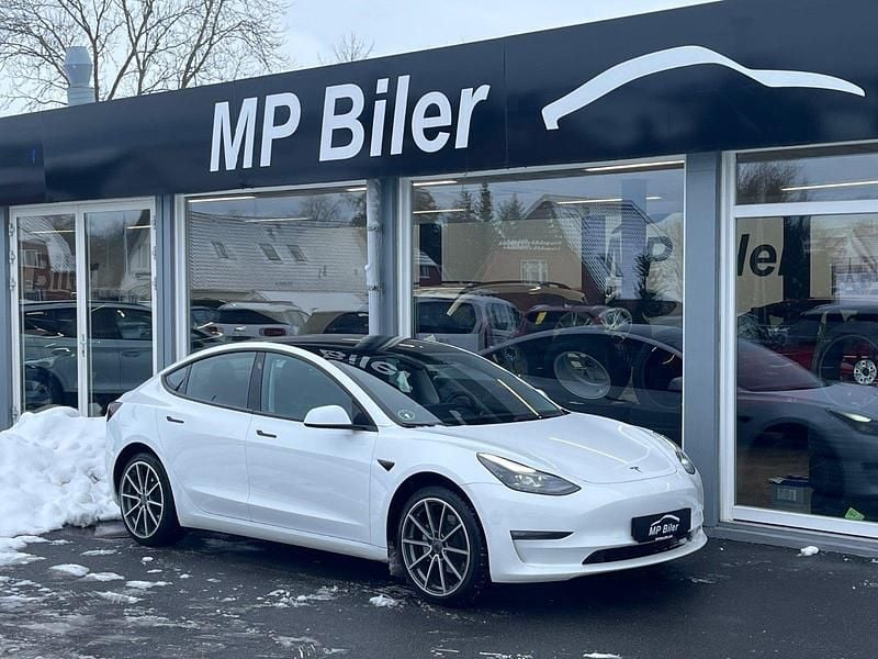 Brugt Tesla Model 3 Long Range AWD 366 kW (498 HK) 2022 Hvidmetal Sedan