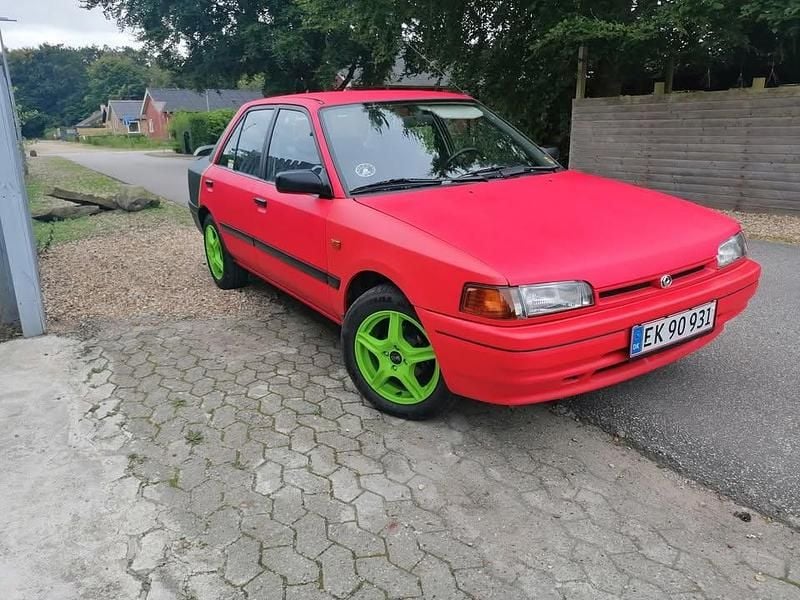 Brugt Mazda 323 1994 Sedan