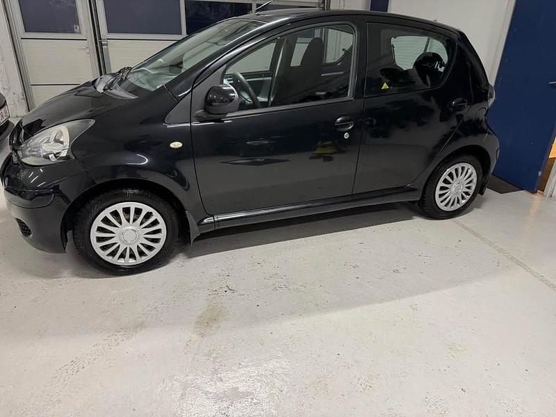 Brugt Toyota Aygo 68 HK (50 kW) 2009 Hatchback