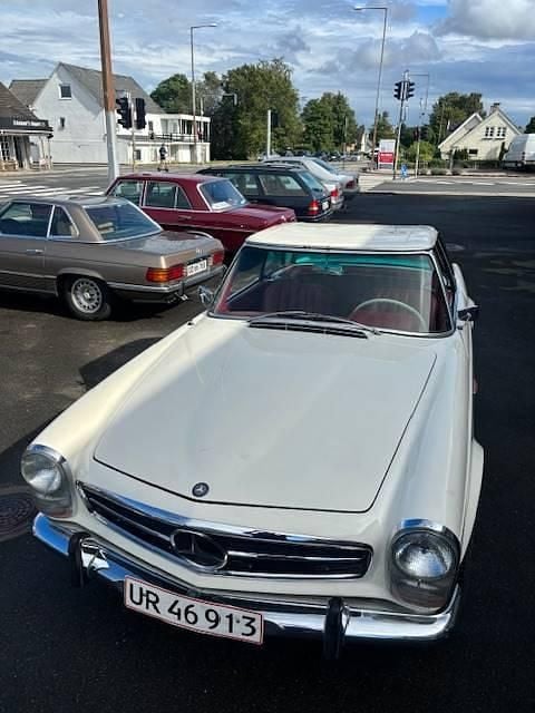 Brugt 1966 Mercedes 230 | 335.113 kr. - Billede 1/4